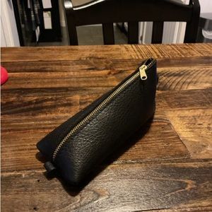 Portland leather goods pebbled black alpine pouch